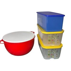 Tupperware FridgeSmart-Large Tupperware Thats a Bowl Red Mega Bowl 42-cup 10 L